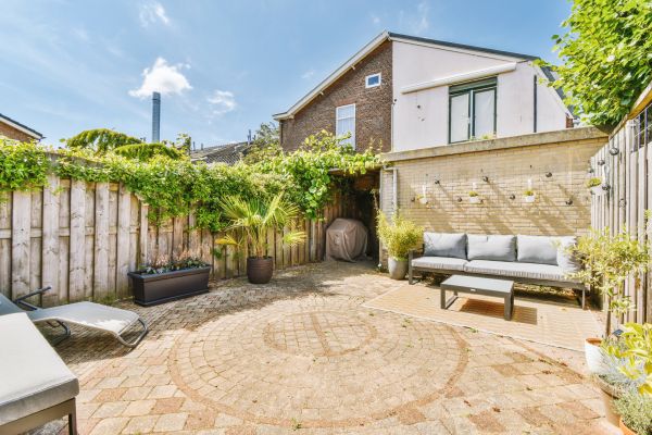 Courtyard Wall Repair in Post Falls