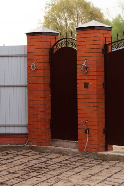 Brick Columns Installation in Post Falls